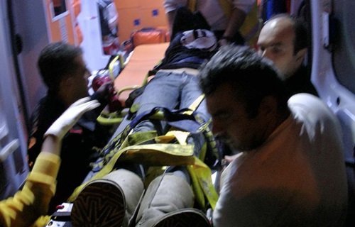 ÇAYCUMA’DA KÖRÜDEN IRMAĞA ATLAYAN LİSE ÖĞRENCİSİ GENÇ KIZI POLİS MEMURU KURTARDI