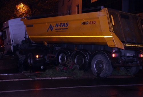 AW251604