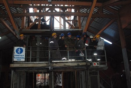 EYLEMİN SONA ERDİĞİ MADEN OCAĞINDA 70 İŞÇİ İŞTEN ÇIKARILDI