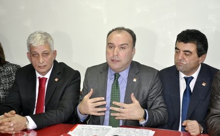 36 GÜNLÜK BAŞKAN GÖREVİNDEN İSTİFA ETTİ