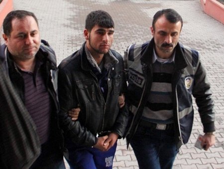 OTO FARELERİ SUÇÜSTÜ YAKALANDI