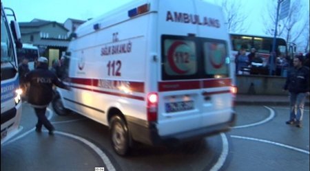 Halk Otobüsü Şahısa çarptı