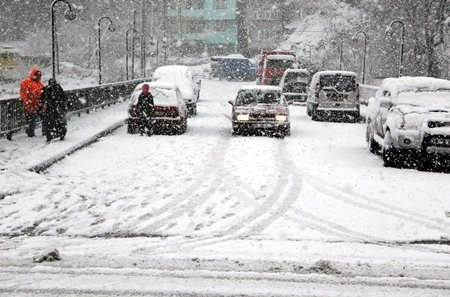 Son Dakika: Zonguldak’ta okullar 09.01.2015 Cuma günü Tatil edilmiştir