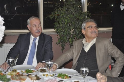 1984 YILINDAN BU YANA GÖREV YAPAN BA?KANLAR B?R ARAYA GELD?