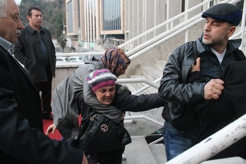 MADEN FACİASININ İLK DAVASININ ARDINDAN ARBEDE