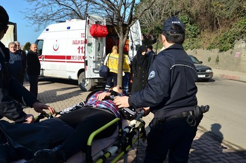 (ÖZEL HABER) L?SEL? KIZLAR ALKOLDEN ZEH?RLEND? POL?SE 'BÖREKTEN ZEH?RLEND?K' DED?LER ALKOL ALDIKLARI ORTAYA ÇIKTI