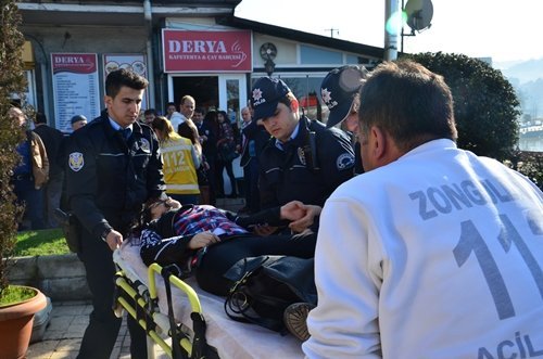 LİSELİ KIZLAR ALKOLDEN ZEHİRLENDİ