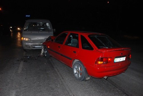 ERE?L?'DE KAZALARDA 3 K??? YARALANDI