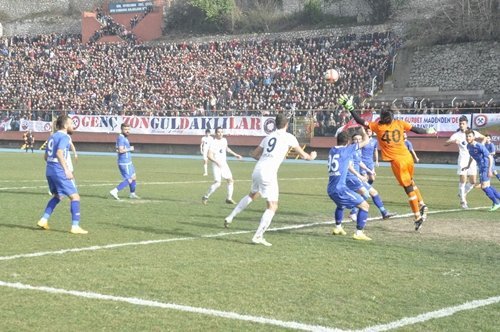 ZONGULDAK KÖMÜRSPOR: 3 – GAZİOSMANPAŞA: 1