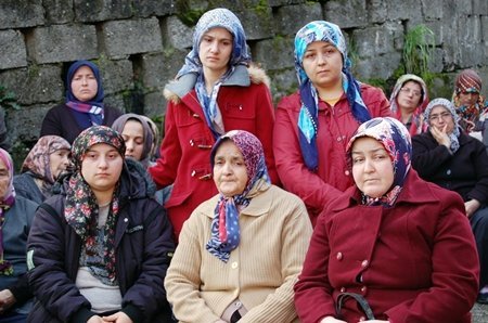 (ÖZEL HABER) ?TALYA AÇIKLARINDA BATAN GEM?N?N PERSONEL? SON YOLCULU?UNA U?URLANDI