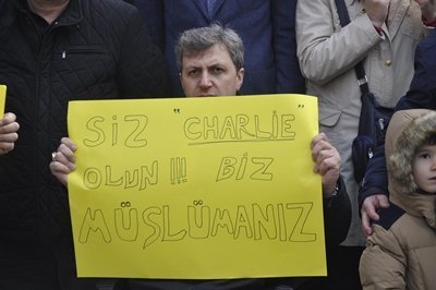 ABD?DE ÖLDÜRÜLEN 3 MÜSLÜMAN GENÇ EYLEM
