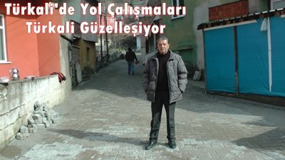 TÜRKALİ KÖYÜNDE ARA YOLLARA PARKE TAŞI DÖŞEME ÇALIŞMALARI BAŞLADI