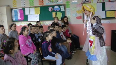 “KONUŞAN EŞEK MARİO” TÜRKALİ’DE SERGİLENDİ (GÖRÜNTÜLÜ)