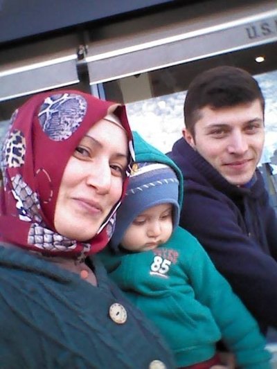 MOTOS?KLET SÜRÜCÜSÜ ?K? OTOMOB?L?N ARASINDA CAN VERD? ÖLEN MOTOS?KLET SÜRÜCÜSÜNÜN FACEBOOK?TA K? SON PAYLA?IMI ÖLÜMLÜ KAZA V?DEOSU OLDU