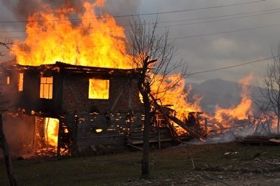 PINARBA?I'NDA 2 EV YANDI