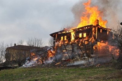 PINARBA?I'NDA 2 EV YANDI