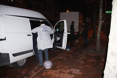 VURDUĞU ARKADAŞININ ÖLDÜĞÜNÜ ZANNEDEREK İNTİHAR ETTİ