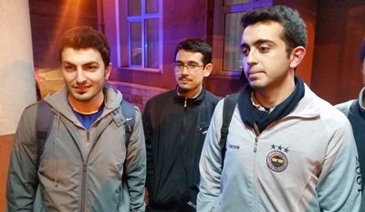 (ÖZEL HABER) ?ELALE GEZ?S?NDE KAYBOLAN 5 ÜN?VERS?TEL? BULUNDU REHBERS?Z GEZ?YE ÇIKAN BE? ÜN?VERS?TEL? GENC?N ?MDADINA JANDARMA VE AFAD YET??T?