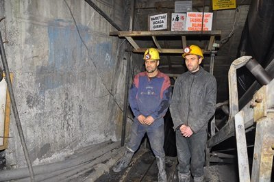 YERİN 300 METRE ALTINDA HAK ARAYIŞI