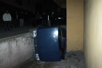 FREN? BO?ALAN OTOMOB?L APARTMAN BO?LU?UNA DÜ?TÜ