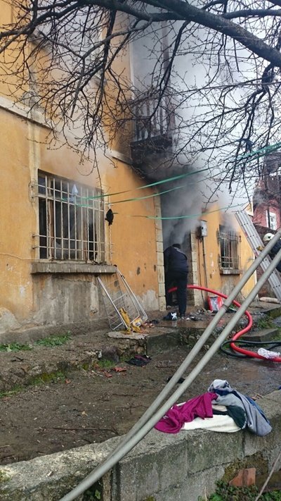 KASTAMONU?DA ÇIKAN YANGINDA DÖRT K??? YARALANDI