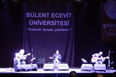 BEÜ’DE “UZAKTAKİ MÜZİK” KONSERİ