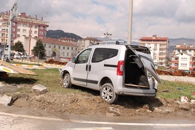 TOSYA'DA TRAF?K KAZASI: 2 YARALI