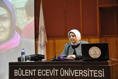 YAZAR AYŞE BÖHÜRLER BEÜ’DE