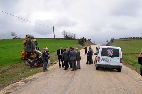 TA?KÖPRÜ?DE TRAKTÖR KAZASI: 1 ÖLÜ