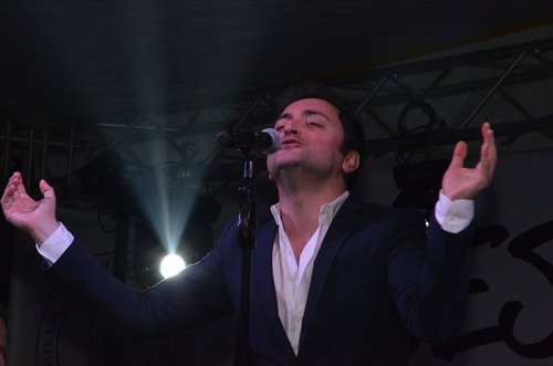 BÜLENT ECEV?T ÜN?VERS?TES??NDE ZAKKUM RÜZGARI ZAKKUM, ?GÖKYÜZÜ? PARÇASINI SOMA?DA ÖLEN ??Ç?LER, ÖZGECAN ASLAN VE GEZ? OLAYLARINDA ÖLENLER ?Ç?N OKUDU ZAKKUM: ?SONBAHARDA YEN? ALBÜMÜMÜZ GEL?YOR?