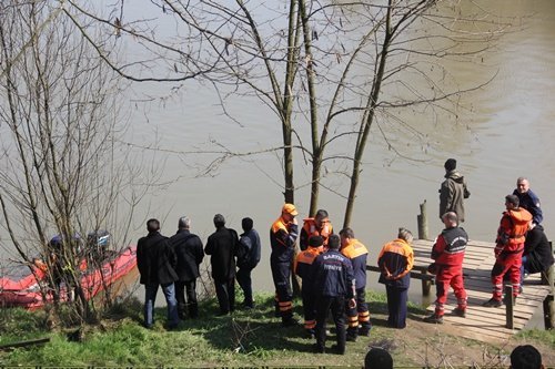 IRMA?A DÜ?EREK KAYBOLAN ?AHSI ARAMA ÇALI?MALARI SÜRÜYOR