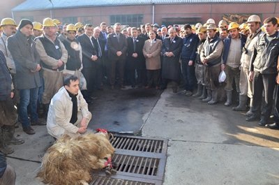 MADENDE ÖLEN 263 ??Ç? DUALARLA ANILDI