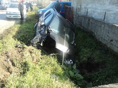 ARACIYLA KANALA UÇTU, BURNU B?LE KANAMADI