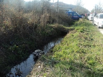 ARACIYLA KANALA UÇTU, BURNU B?LE KANAMADI