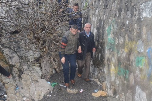 DALGALAR ARASINDA ?NT?HAR G?R???M?