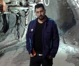 OTOMOB?L BETON D?RE?E ÇARPTI: 1 ÖLÜ, 1 YARALI