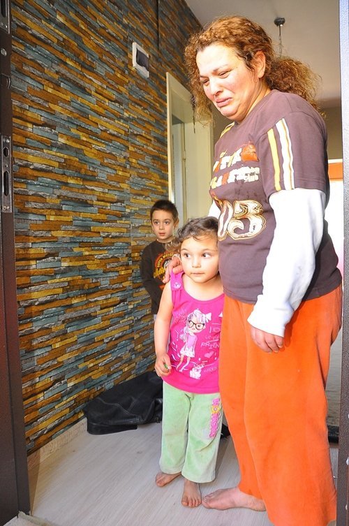 ALEV ALEV YANAN EVDE ÇOCU?UNU ARADI