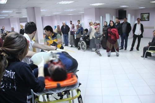 BARTIN?DA TRAF?K KAZASI: 1 ÖLÜ