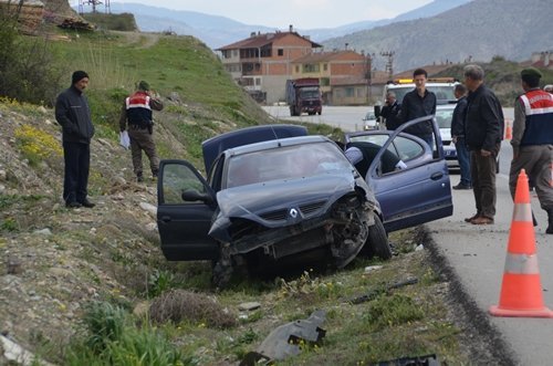 TOSYA'DA TRAF?K KAZASI: 1 ÖLÜ, 1 YARALI