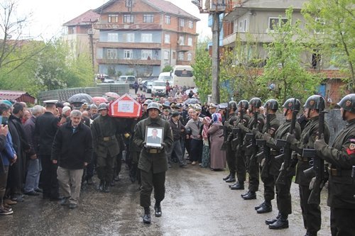 ASTEĞMENİN SIR İNTİHARI