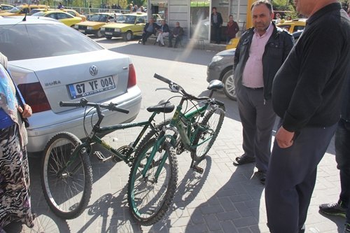 YAYAYA ÇARPAN BİSİKLET SÜRÜCÜSÜ YARALANDI