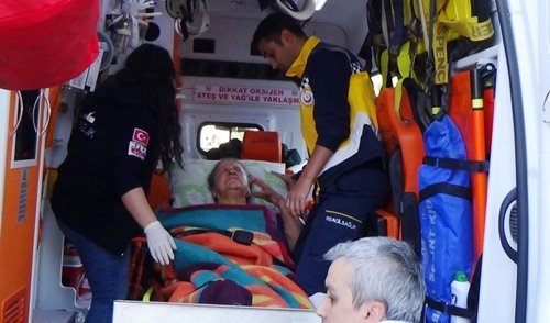 ÇAYCUMA’DA EVİ YANAN KADIN HASTANELİK OLDU