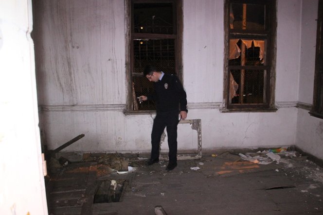 POLİS METRUK BİNALARA BASKIN DÜZENLEDİ