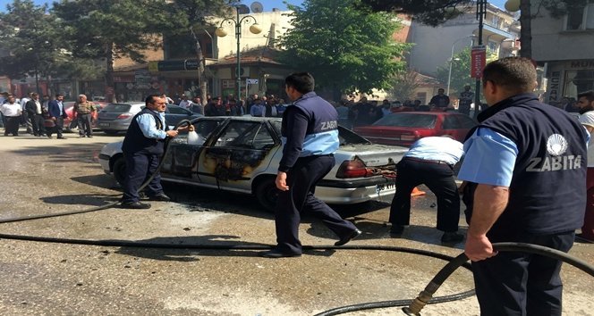 KASTAMONU'DA TÜPLÜ OTOMOB?L ALEV ALEV YANDI
