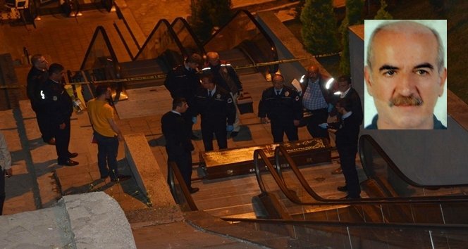 BİR KİŞİ YÜRÜYEN MERDİVENDE ÖLÜ BULUNDU