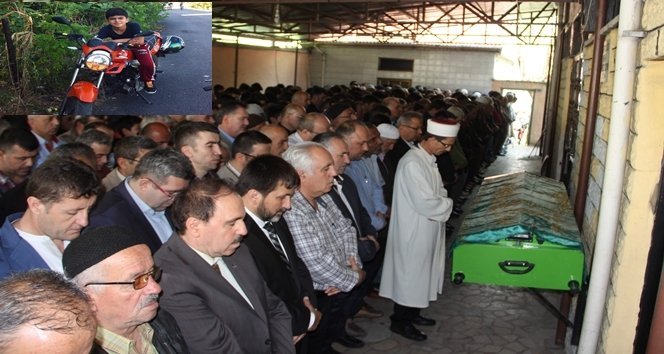 PARKTA KALBİ DURAN ÇOCUK YAŞAM MÜCADELESİNİ KAYBETTİ