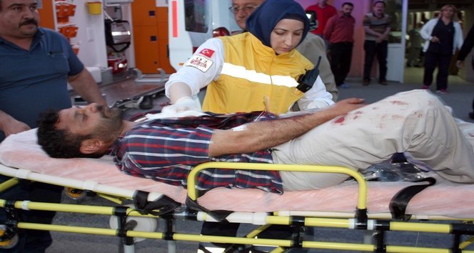 KASTAMONU?DA S?LAHLI KAVGA: 2 ÖLÜ, 3 YARALI