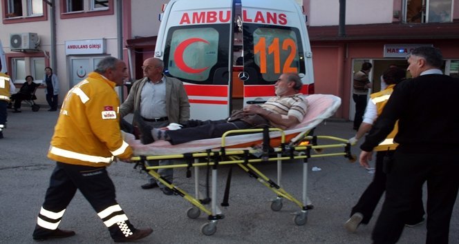 KASTAMONU?DA S?LAHLI KAVGA: 2 ÖLÜ, 3 YARALI