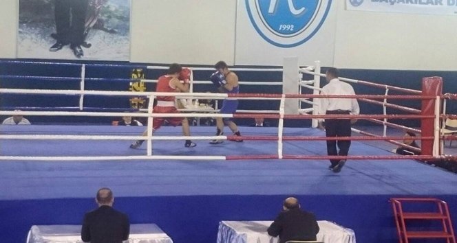 BOKSTA TÜRKİYE İKİNCİSİ BEÜ’DEN