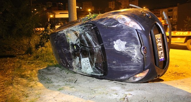 Otomobil takla atarak şarampole,uçtu